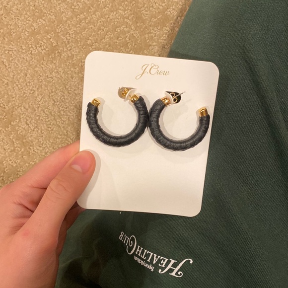 J Crew minimalist rattan earrings - Picture 1 of 3